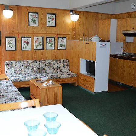 Appartamenti Vacanze Casa -Residence Albare - Check In Vacanze Casa - Marilleva 900 Eksteriør bilde