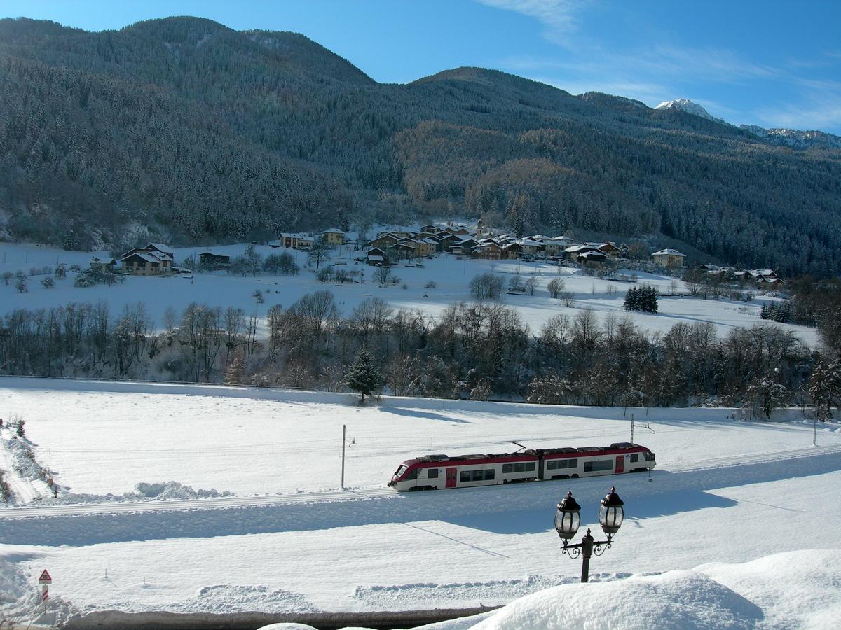 Appartamenti Vacanze Casa -Residence Albare - Check In Vacanze Casa - Marilleva 900 Eksteriør bilde